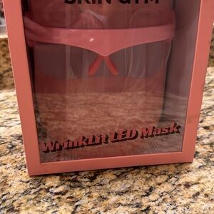 Skin gym LED face mask